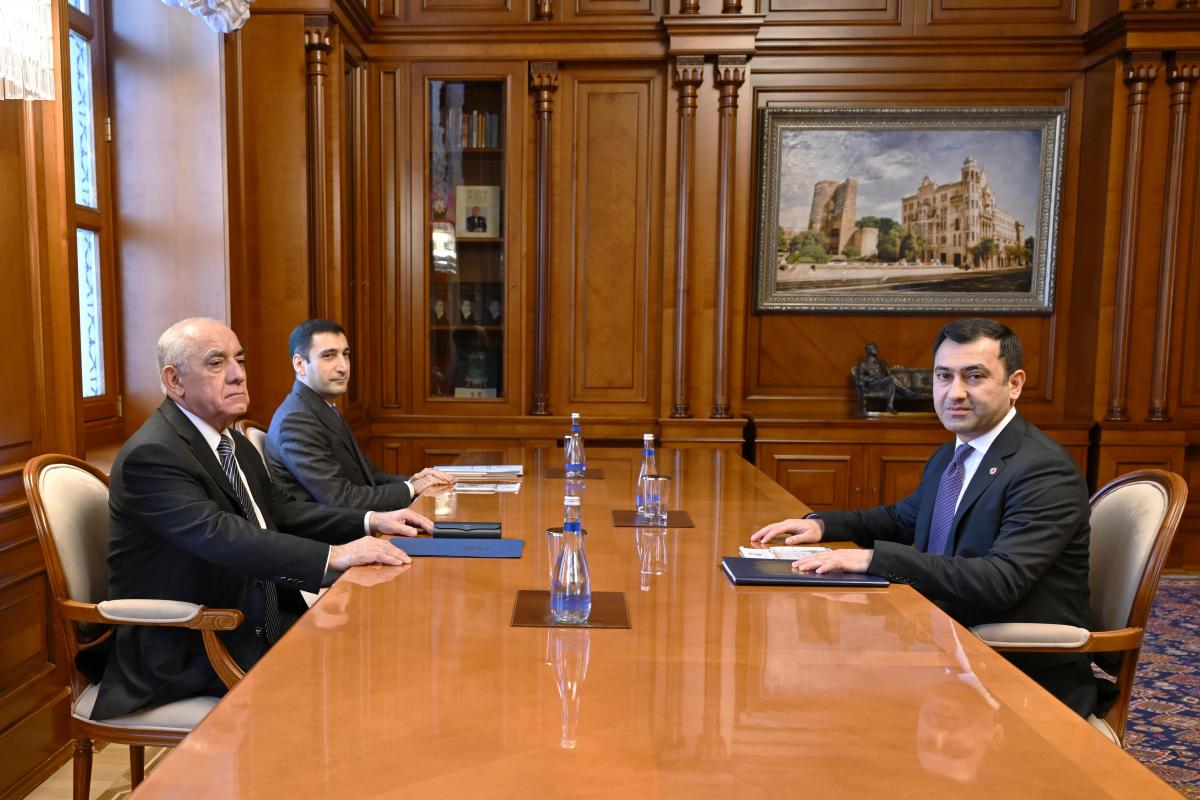 ICDO Secretary-General Meets with the Prime Minister of the Republic of Azerbaijan