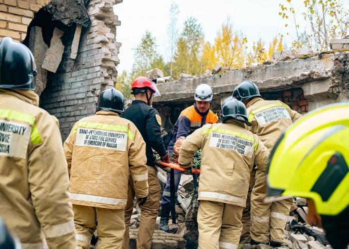 Обучение специалистов МОГО по организации поисково-спасательных работ при обрушении зданий и сооружений в Санкт-Петербурге